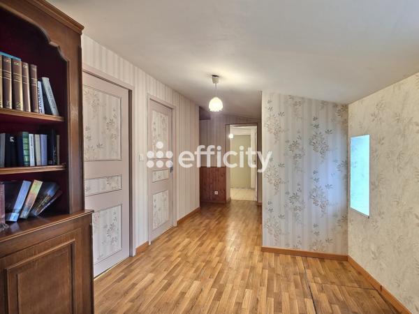 Maison 7 pièces - 180 m² Exclusivité efficity