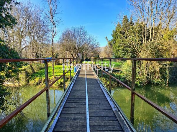 Maison 7 pièces - 180 m² Exclusivité efficity