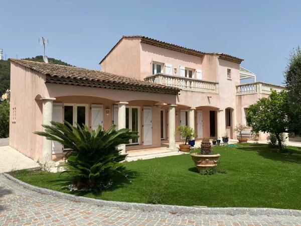 Vente Villa 7 pièces 189 m2 à Villefranche-sur-Mer