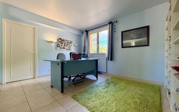 Maison à vendre    4 pièces •  Saint-Clément-de-Rivière