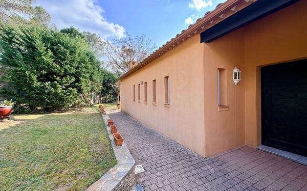 Maison à vendre    4 pièces •  Saint-Clément-de-Rivière