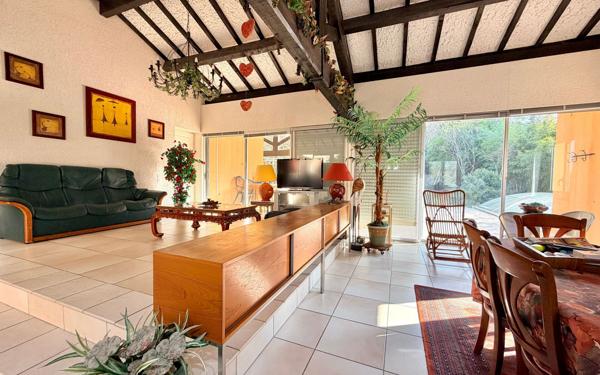 Maison à vendre    4 pièces •  Saint-Clément-de-Rivière