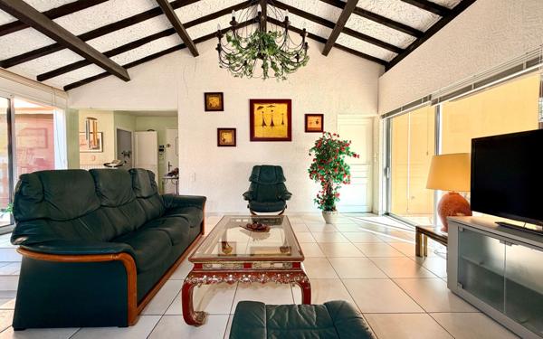 Maison à vendre    4 pièces •  Saint-Clément-de-Rivière