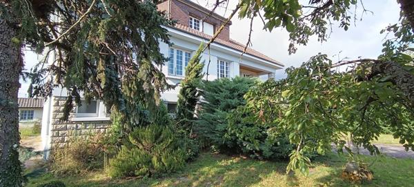 Maison à vendre 8 pièces ISSOIRE (63)