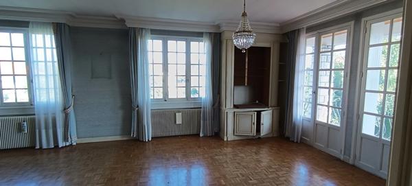 Maison à vendre 8 pièces ISSOIRE (63)