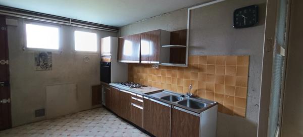 Maison à vendre 8 pièces ISSOIRE (63)