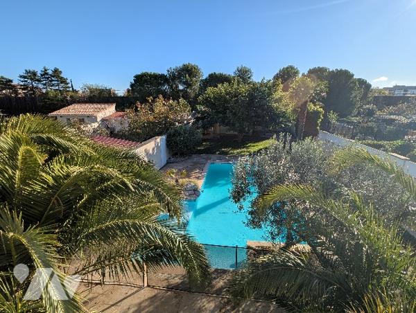 BOURG LES VALENCE - Maison années 30, T5, 130 m²