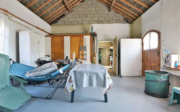 Maison à vendre    3 pièces •  Rue