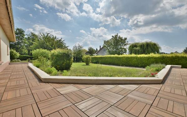 Maison à vendre    3 pièces •  Rue