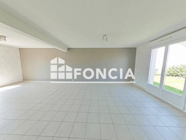 Location Maison 6 pièces 143.49 m² - 12 BIS RUE DE LA PAIX Athies Sous Laon 02840