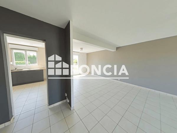 Location Maison 6 pièces 143.49 m² - 12 BIS RUE DE LA PAIX Athies Sous Laon 02840