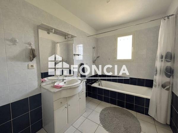 Location Maison 4 pièces 92 m² - 15 LES JARDINS DE LA POTERIE St Quentin La Poterie 30700