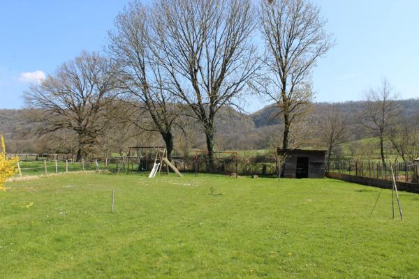 Dpt Ain (01), à vendre CHAVANNES SUR SURAN maison P6