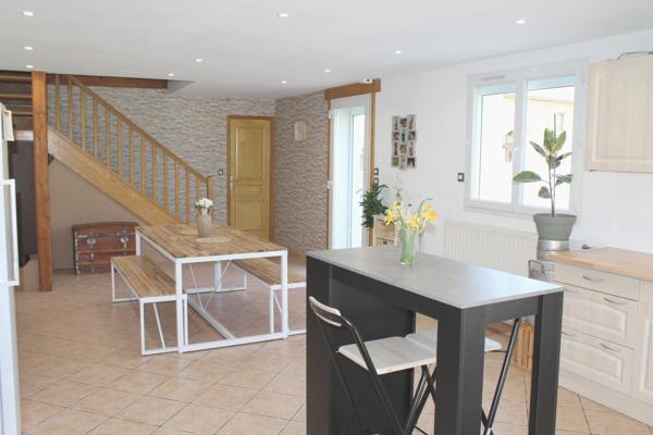 Dpt Ain (01), à vendre CHAVANNES SUR SURAN maison P6
