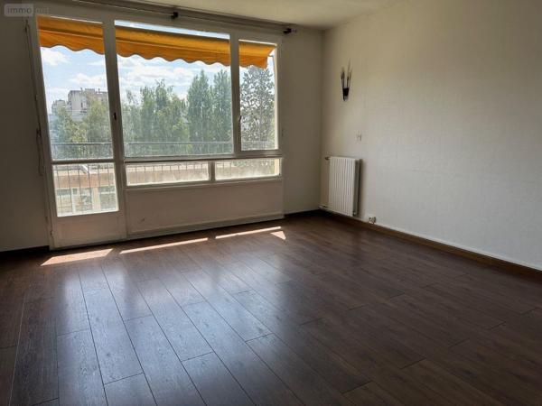 Appartement à vendre à Bihorel en Seine-Maritime (76420), ref : 014/940