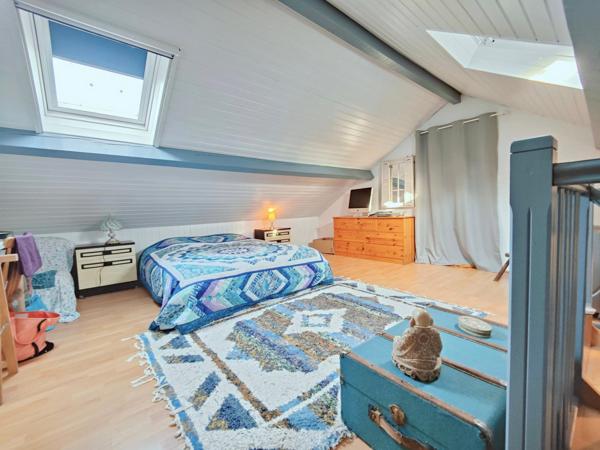 T8 au calme, de plain pied, piscine,garage de 90m²