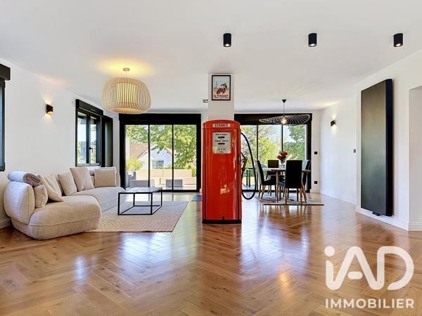 Maison (prestige) à vendre 5 pièces 220 m² Saint-Fuscien