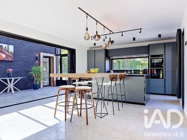 Maison (prestige) à vendre 5 pièces 220 m² Saint-Fuscien