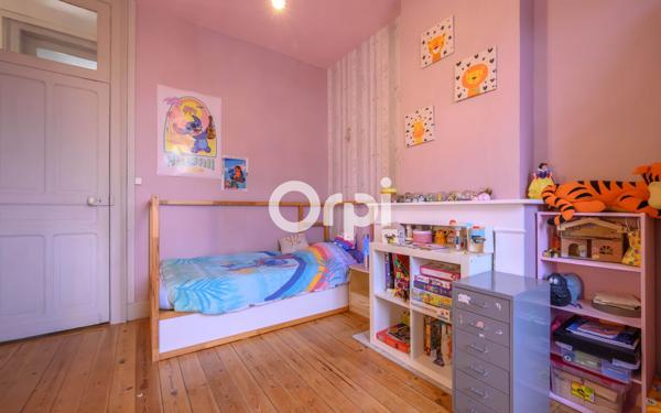 Maison à vendre    7 pièces •  Estaires