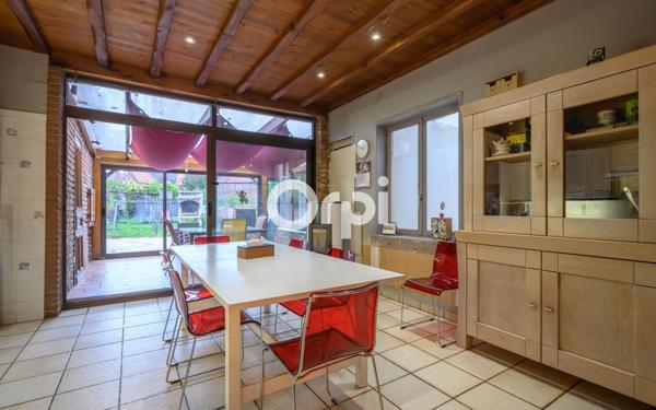 Maison à vendre    7 pièces •  Estaires