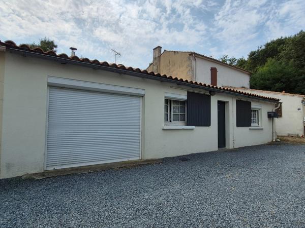 Maison à vendre 4 pièces TONNAY CHARENTE (17)