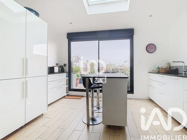 Appartement à vendre 5 pièces 132 m² Suresnes