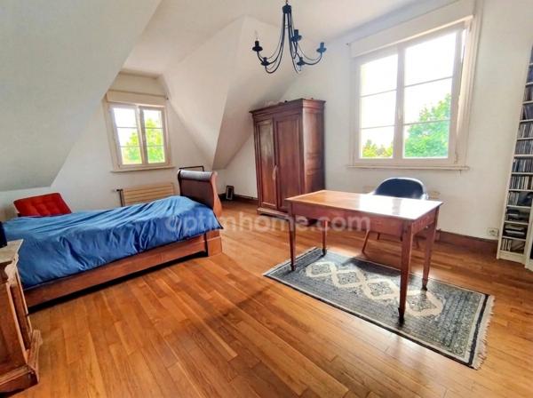 02100 NEUVILLE SAINT-AMAND - Maison de caractère au charme de l’ancien 332m2 - 4 chambres - Vie de plain-pied - Salle de réception 70 m² - Mezzanine - Grand garage