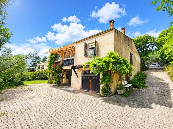 Maison individuelle T4 de 100m² - CHATEAU ARNOUX