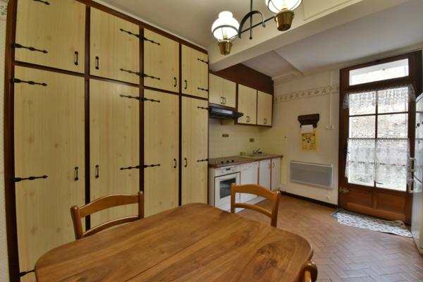 Dpt (04) Alpes de Haute Provence, MEZEL, à vendre MAISON DE VILLAGE