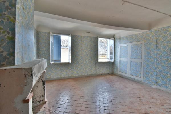 Dpt (04) Alpes de Haute Provence, MEZEL, à vendre MAISON DE VILLAGE