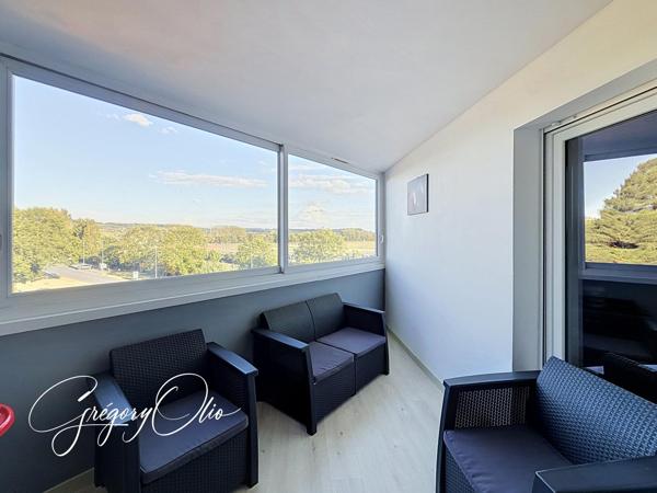 APPARTEMENT 3 PIECES / VUE HIPPODROME