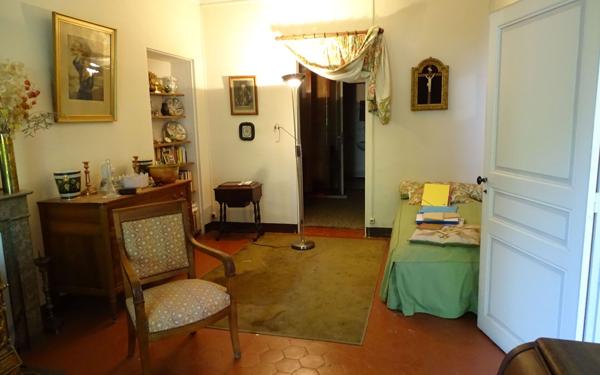 Maison à vendre    8 pièces • 541,18 m2 Forcalquier