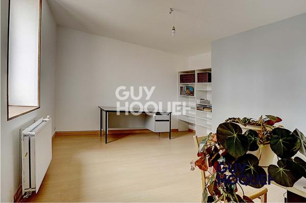 MAISON À VENDRE DE 8 PIÈCES DE 245,00 M²