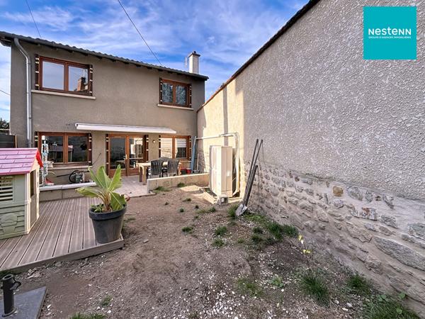 Maison Montbrison 42600 - 100 m² - 3 chambres - terrasse - petit extérieur -