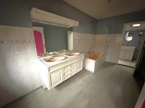 Immeuble à vendre 150m² Calais (62100)