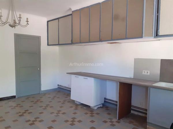 Location Appartement 3 pièces 120 m2 à Salernes