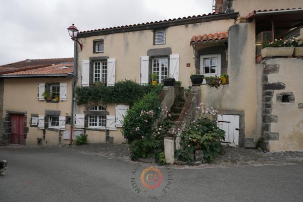 Maison 5 pièce(s) 2 chambre(s) 131 m²