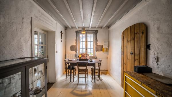 Maison 5 pièce(s) 2 chambre(s) 131 m²