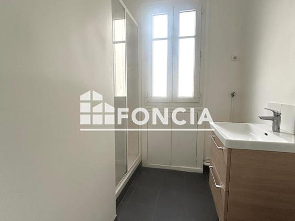 Location Appartement 2 pièces 46.7 m² - Paris 75020