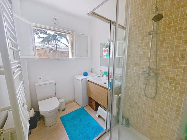 Six-fours les plages Les Lones Appartement  de 2 pieces - Bord de mer