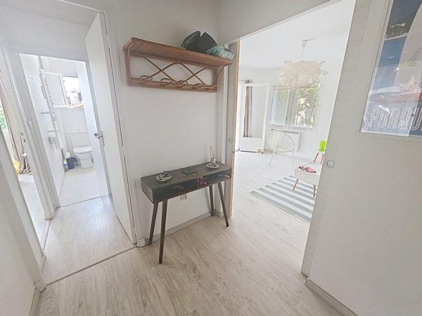 Six-fours les plages Les Lones Appartement  de 2 pieces - Bord de mer