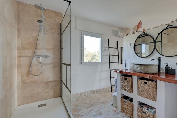 Vente Maison de luxe Saint-Cyr-sur-Mer 7 Pièces 220 m²