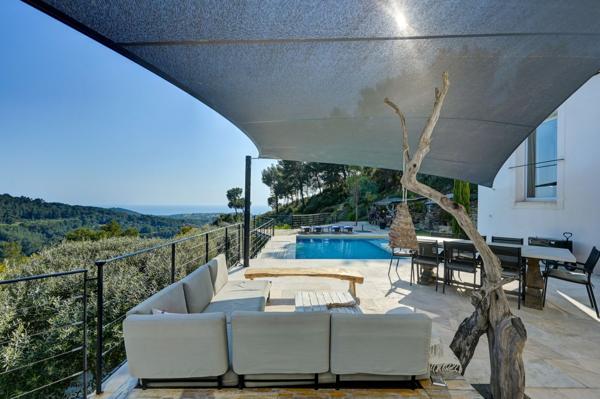 Vente Maison de luxe Saint-Cyr-sur-Mer 7 Pièces 220 m²