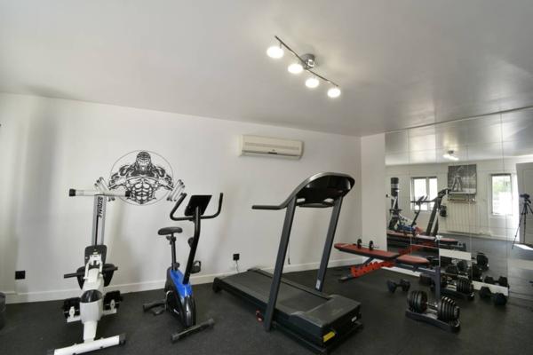 Maison à vendre 8 pièces de 250 m²