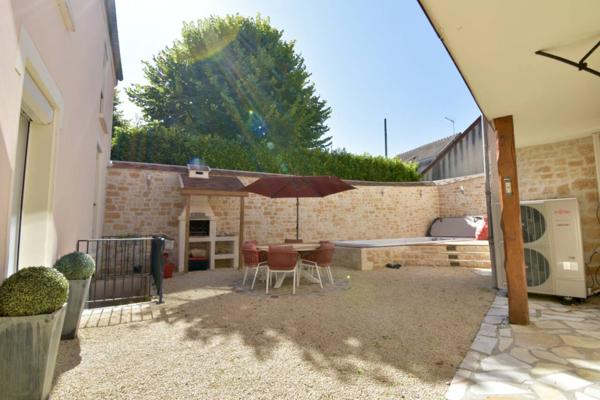 Maison à vendre 8 pièces de 250 m²