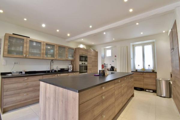 Maison à vendre 8 pièces de 250 m²
