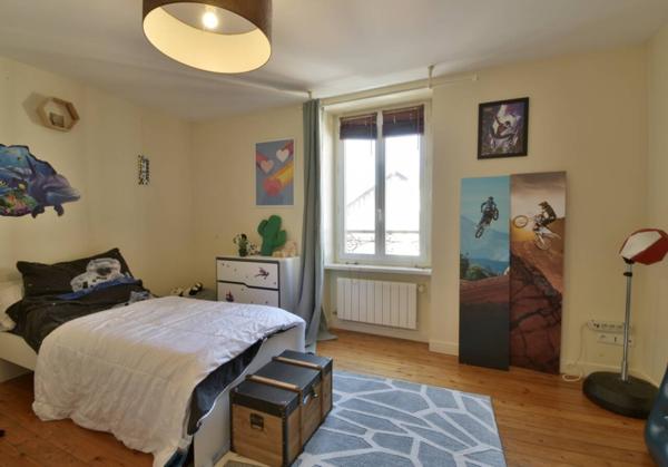 Maison à vendre 8 pièces de 250 m²