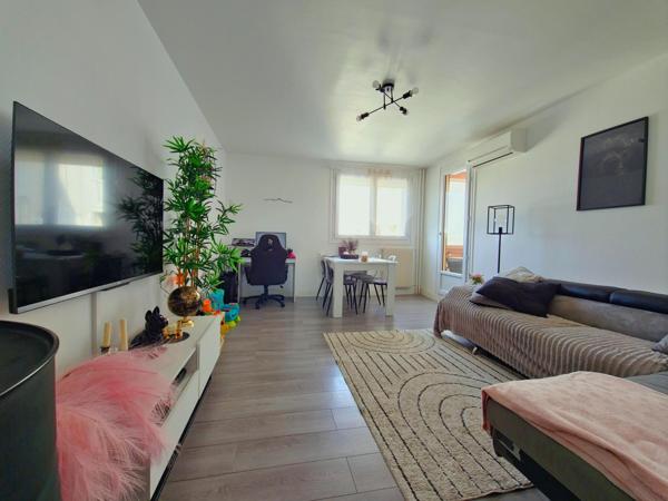 Appartement T3 Marseille  entièrement rénové avec balcon + cave