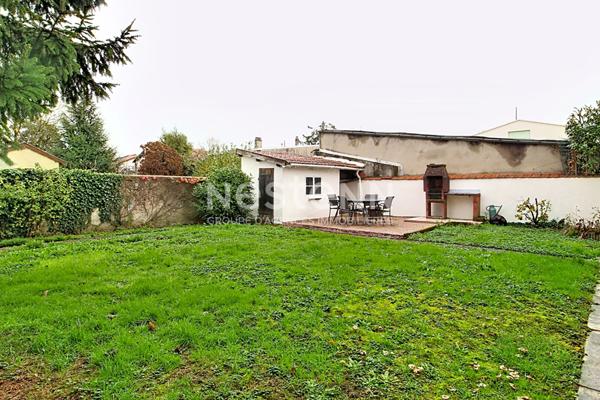 Maison Bron 5 pièces 4 chambres avec garage et sous-sol aménageable 115m2 habitable