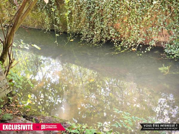 EXCLUSIVITÉ - Rugles - Bâtisse XIX de 226 m² - Centre-bourg, au calme, en bord de Risle